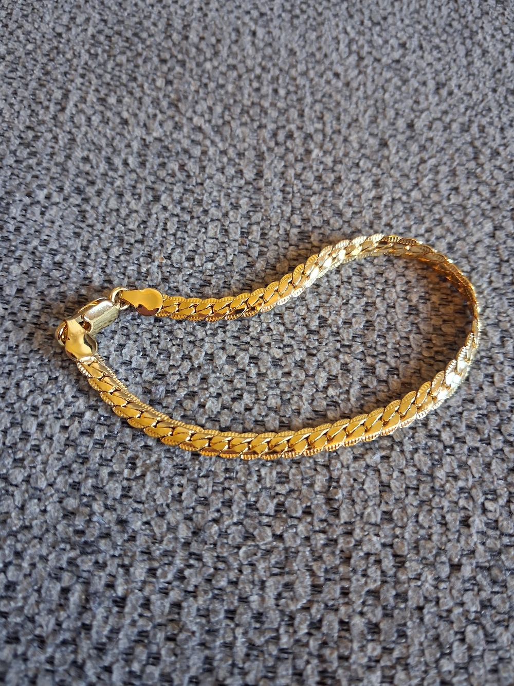 Gold-Tone Women's Double Link Bracelet with Lobster Clasp